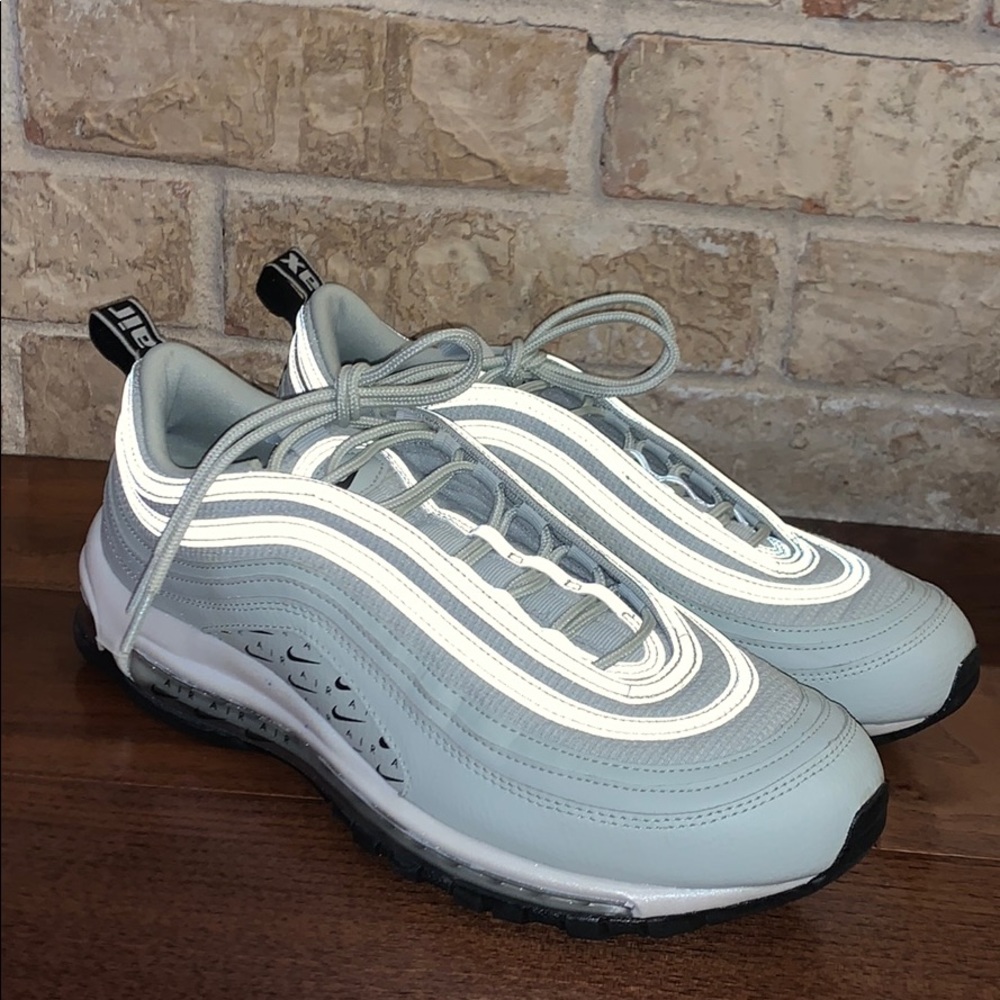 Nike Air Max 97 in Mint Green